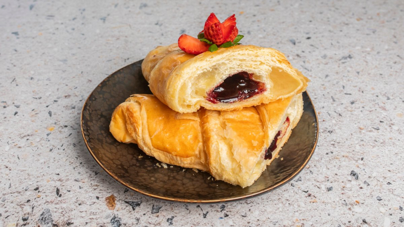 Marmalade Croissant