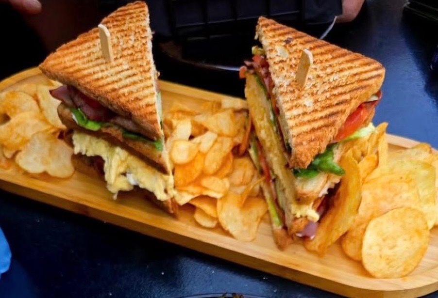 Toast Malone(The club sandwich)