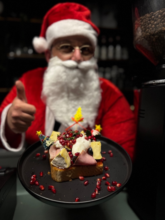 Santa’s Breakfast🎅