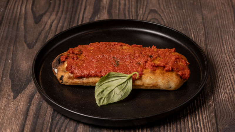 Pomodoro focaccia slice