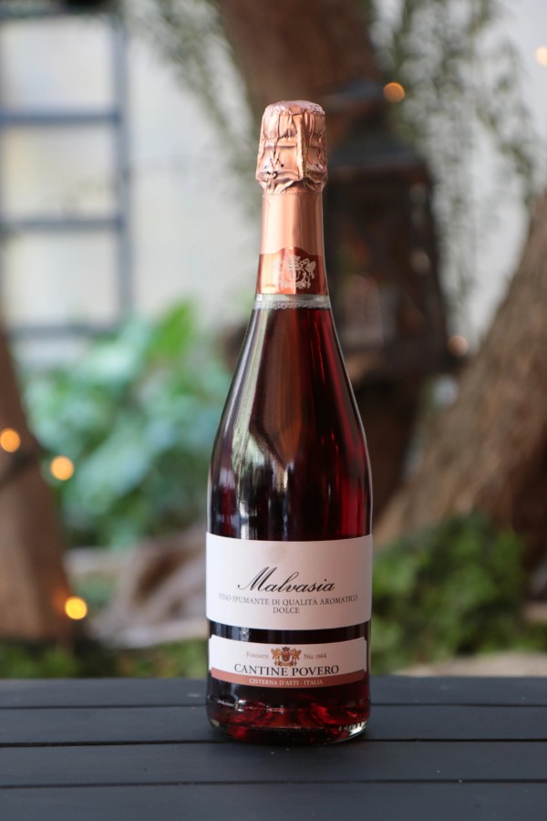 Povero Malvasia – Italian rosé spumante