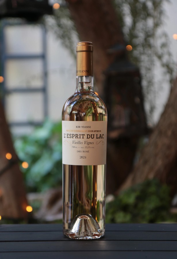 Kyr Giannis L’esprit du Lac – Greek wine